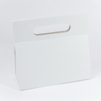 Коробка-сумка 22*9,5*20,5 складная на магнитах Белый 1/72 Арт: 721363/417