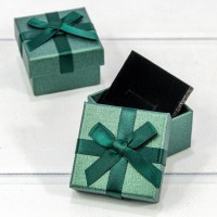 Коробка Квадратная 5*5*3 с бантиком Зелёный 1/24 1/720 Арт: 62555/4