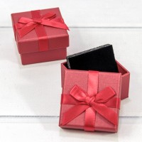 Коробка Квадратная 5*5*3 с бантиком Красный 1/24 1/720 Арт: 62555/1