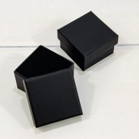 Коробка Квадратная 5,5*5,5*3,5 Чёрный 1/24 1/360 Арт: 62386/3
