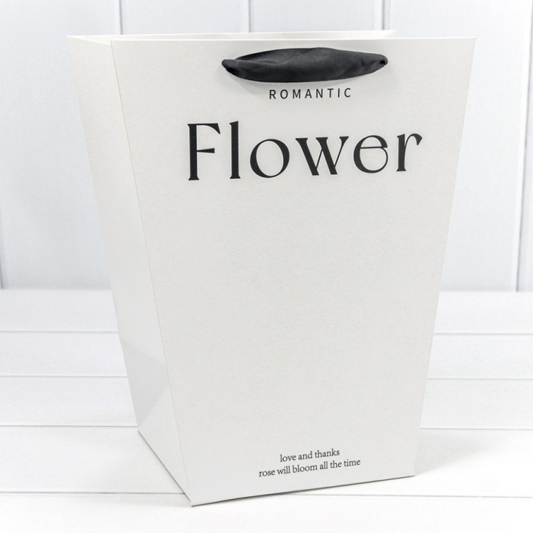 Пакет подарочный "Romantic Flower" Белый 25*30*16 210г 1/10 1/200 Арт: 000179K