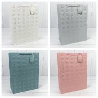 Пакет подарочный с тиснением "Квадратики" (микс) 31*42*15 210г 1/20 1/120 Арт: 000881A - Пакет подарочный с тиснением "Квадратики" (микс) 31*42*15 210г 1/20 1/120 Арт: 000881A