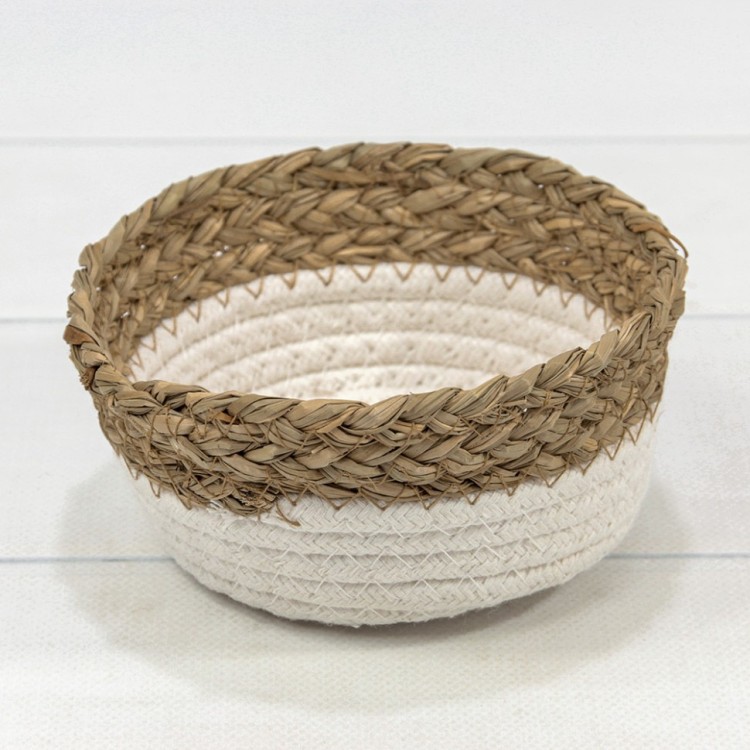 Корзина плетёная Круглая 15*7 (±5%) из камыша и хлопка (77) Натуральный/Белый 1/120 Арт: 420167/77