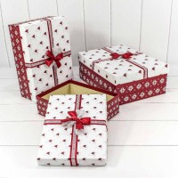Коробки Прямоугольные Набор 1/3 35*25*12 "Новогодние шапочки" Белый/Красный 1/20 Арт: 720300-802