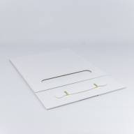Коробка Прямоугольная 33*25*12 складная на магнитах с ручкой Белый 1/32 Арт: 721237/417 - Коробка Прямоугольная 33*25*12 складная на магнитах с ручкой Белый 1/32 Арт: 721237/417