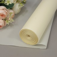 Плёнка 0,59*50м матовая однотонная 55мкм Жемчужно-белый 1/12 Арт: 120057/M1