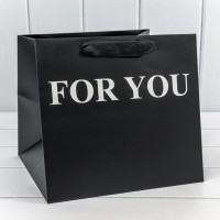 Пакет подарочный "For You" Чёрный 25*25*23 210г 1/10 1/100 Арт: 000179PQ/18