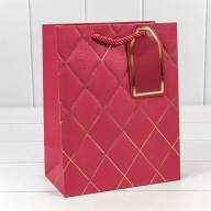 Пакет подарочный с тиснением "Ромбы" (микс) 18*23*10 210г 1/20 1/360 Арт: 000710E - Пакет подарочный с тиснением "Ромбы" (микс) 18*23*10 210г 1/20 1/360 Арт: 000710E