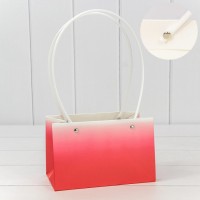 Пакет подарочный "Ваза для цветов" 19*12*10,5 260г "Градиент" Красный 1/10 1/150 Арт: 000184GA/3