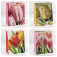 Пакет подарочный с блёстками "Тюльпаны" (микс) 18*23*10 210г 1/20 1/360 Арт: 000256E