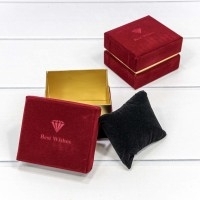 Коробки ювелирные бархатные 8,9*7,9*6,5